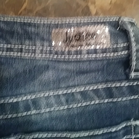 Kids shorts - Picture 3 of 4